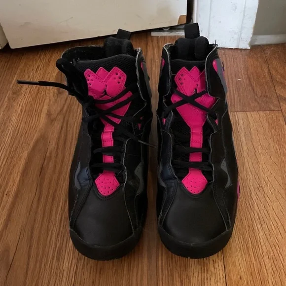 Air Jordans - Picture 6 of 6